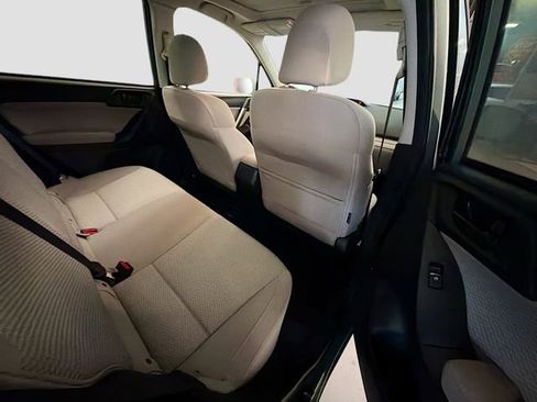 Used 2017 Subaru Forester 2.5i Premium w/ All-Weather Package image 26
