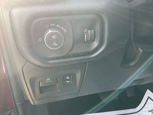 Used 2022 RAM 1500 Big Horn image 15