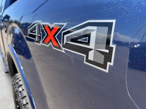Used 2019 Ford F150 Lariat w/ Equipment Group 502A Luxury AWD/4WD image 11