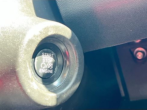 Used 2023 RAM ProMaster 2500 w/ Driver Convenience Group (A) image 24