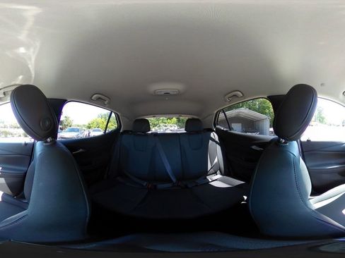 Used 2025 Buick Encore GX Preferred FWD image 38