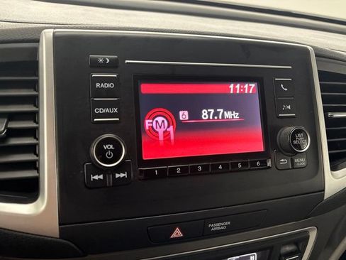 Used 2016 Honda Pilot LX image 24