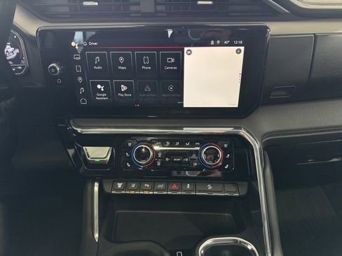 Used 2024 GMC Sierra 2500 Denali w/ Denali Reserve Package image 21