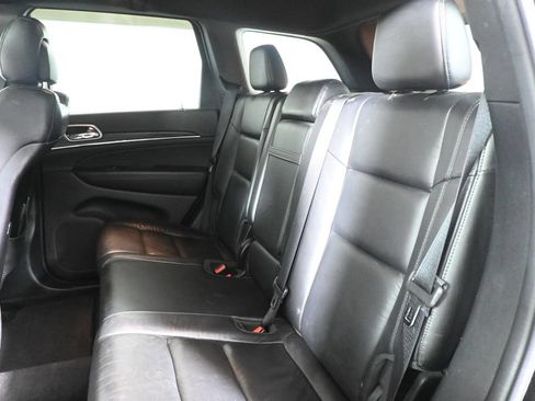 Used 2018 Jeep Grand Cherokee Limited AWD/4WD image 4