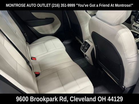 New 2026 Volvo XC40 B5 Plus w/ Protection Package Premier image 41