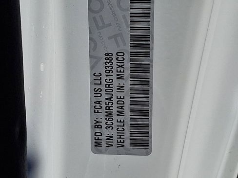 Used 2024 RAM 2500 Tradesman w/ Chrome Appearance Group image 27