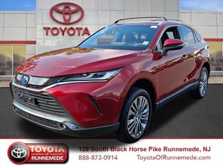 Certified 2024 Toyota Venza XLE AWD/4WD video 3