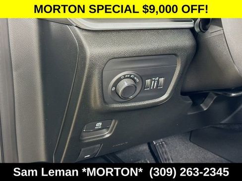 New 2025 Jeep Grand Cherokee L Laredo image 10