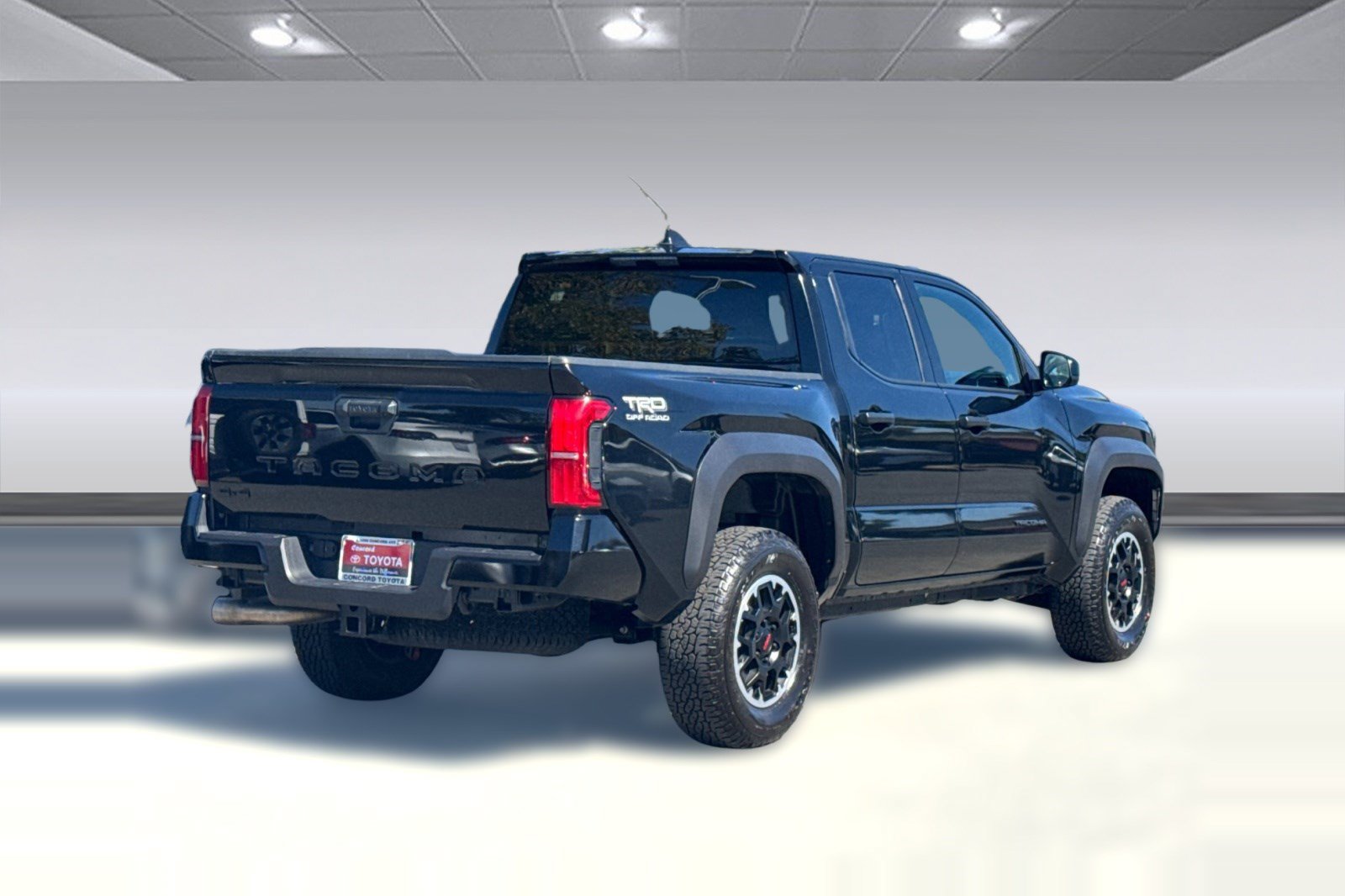 Used 2026 Toyota Tacoma TRD Off-Road AWD/4WD image 9