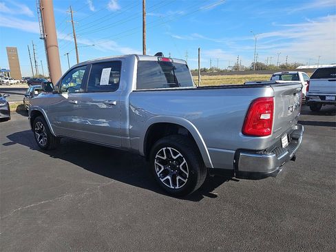 Used 2025 RAM 1500 Laramie image 4