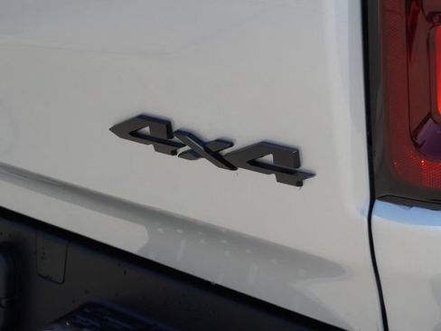New 2027 RAM 1500 Express AWD/4WD image 15