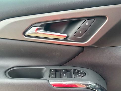 New 2026 Chevrolet Traverse LT w/ Enhanced Driving Package image 24