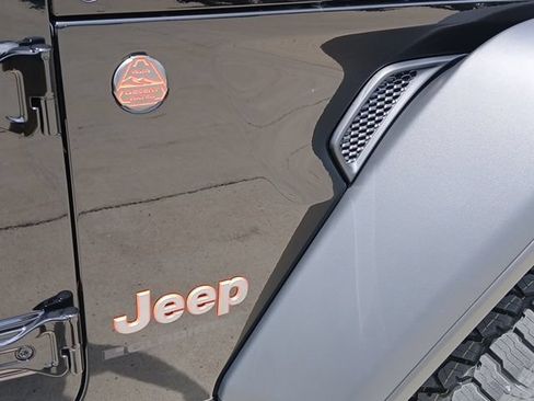 New 2026 Jeep Gladiator Mojave AWD/4WD image 27