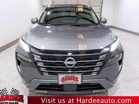 Used 2024 Nissan Rogue SL image 7