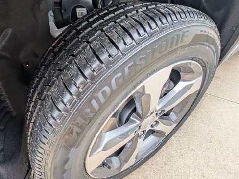 New 2026 Jeep Grand Cherokee L Limited image 50