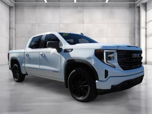 Used 2022 GMC Sierra 1500 Elevation w/ Preferred Package AWD/4WD image 1