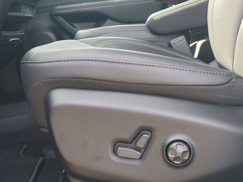 New 2026 Chrysler Pacifica Select FWD image 6