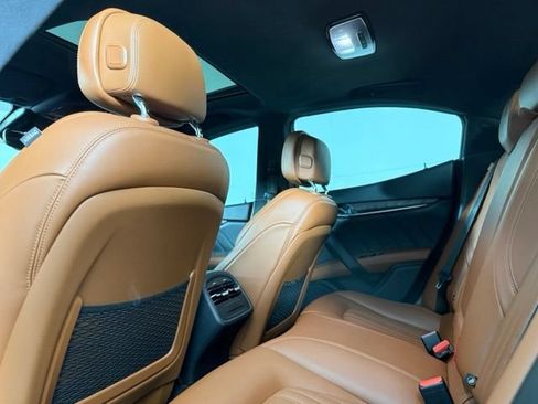 Used 2019 Maserati Ghibli S GranLusso RWD image 24