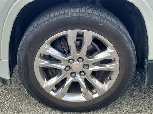 Used 2021 Chevrolet Traverse High Country FWD image 7
