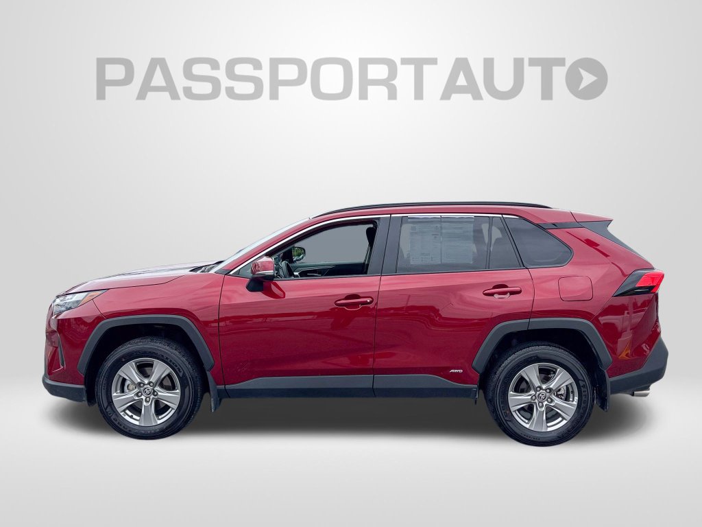 Certified 2025 Toyota RAV4 XLE AWD/4WD image 2