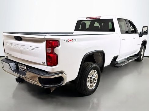 Used 2025 Chevrolet Silverado 2500 LT w/ Safety Package AWD/4WD image 4