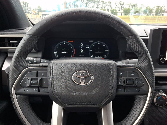 Used 2026 Toyota Tacoma TRD Off-Road AWD/4WD image 19