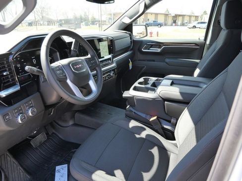 New 2026 GMC Sierra 1500 SLE AWD/4WD image 39