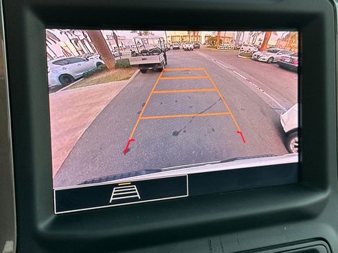 Certified 2023 GMC Sierra 1500 Pro w/ Convenience Package image 17