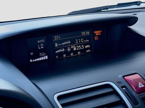 Used 2018 Subaru Forester 2.5i Premium image 10