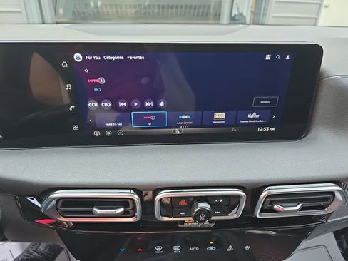 New 2026 Nissan Sentra SR w/ SR Premium Package image 19