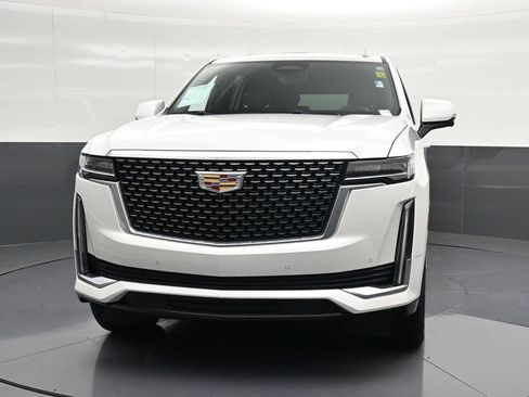 Used 2023 Cadillac Escalade Premium Luxury RWD image 6