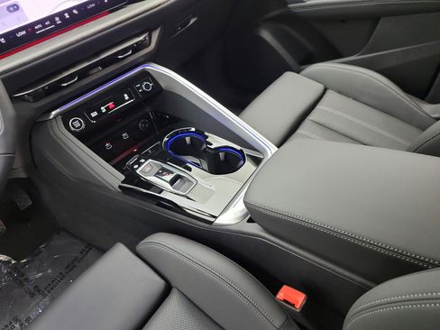 New 2026 Audi Q5 Premium Plus AWD/4WD image 10
