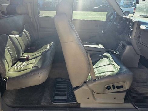 Used 2002 GMC Sierra 1500 4x4 Extended Cab w/ SLT Marketing Option Pkg image 10