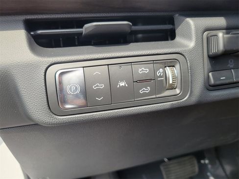 New 2025 GMC Sierra EV Denali image 14