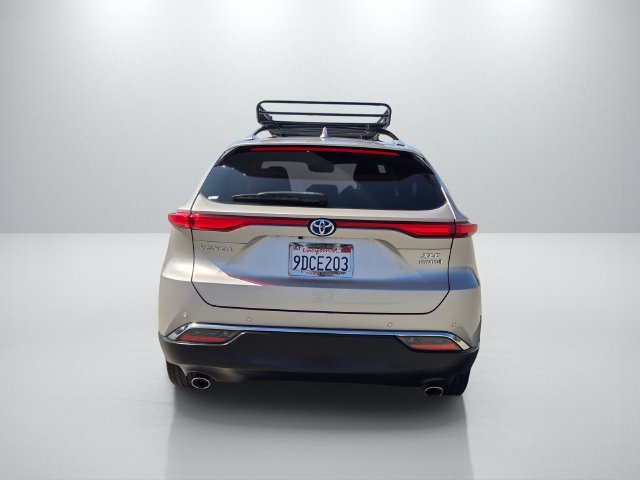 Used 2022 Toyota Venza XLE AWD/4WD image 5