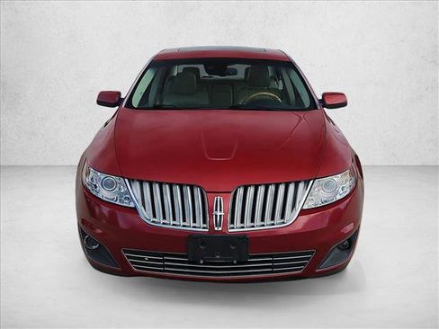 Used 2009 Lincoln MKS image 2