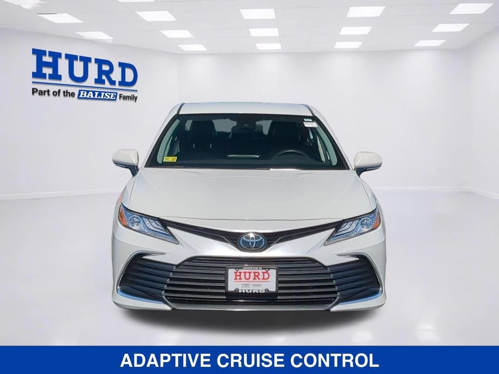 Used 2024 Toyota Camry XLE w/ Cold Weather Package AWD/4WD image 9