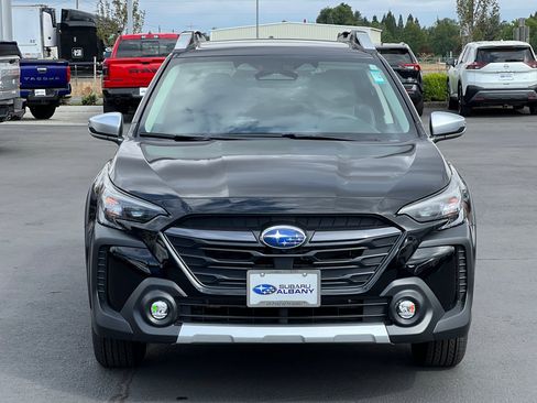 New 2025 Subaru Outback Touring w/ Popular Package #2 image 9