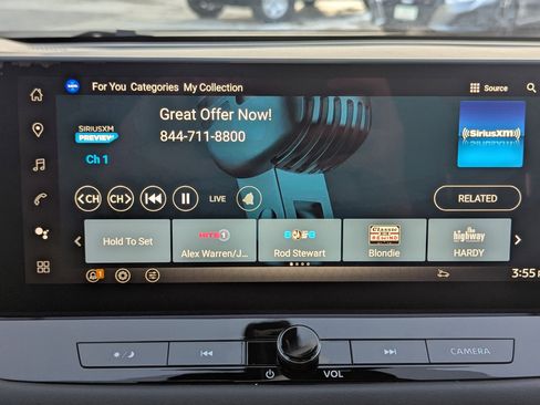 New 2026 Nissan Rogue Platinum image 15