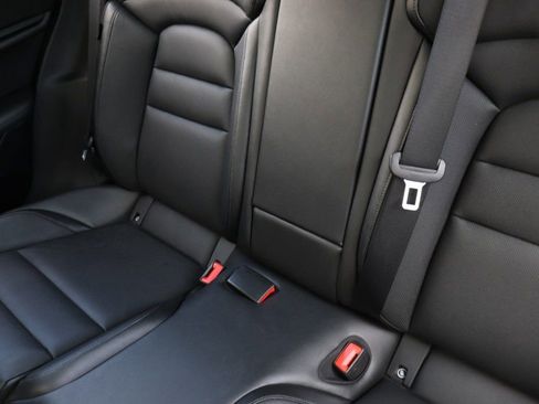 Used 2020 Porsche Taycan 4S image 68