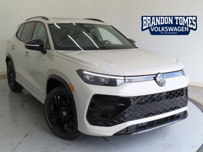 New 2026 Volkswagen Tiguan SE R-Line