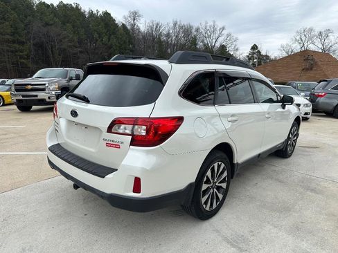 Used 2015 Subaru Outback 2.5i Limited image 17