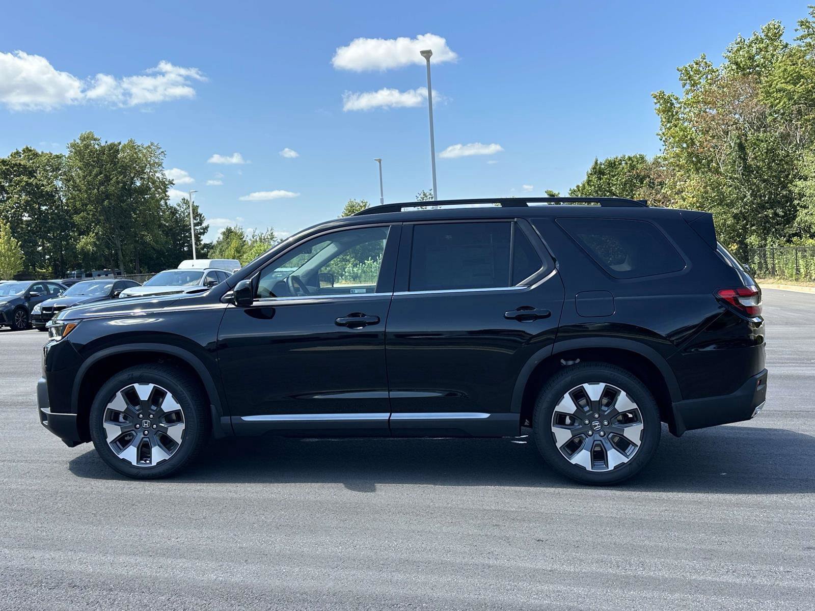 New 2026 Honda Pilot Elite image 24