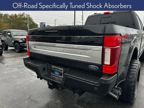 Used 2022 Ford F250 Platinum w/ FX4 Off-Road Package image 19