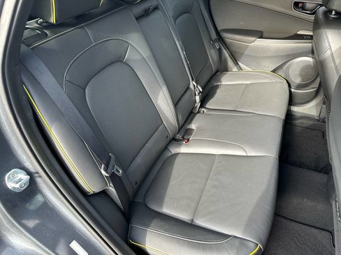 Used 2018 Hyundai Kona Limited image 19