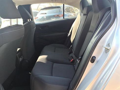 Used 2023 Toyota Corolla LE w/ Carpet Mat Package (TMS) FWD image 30
