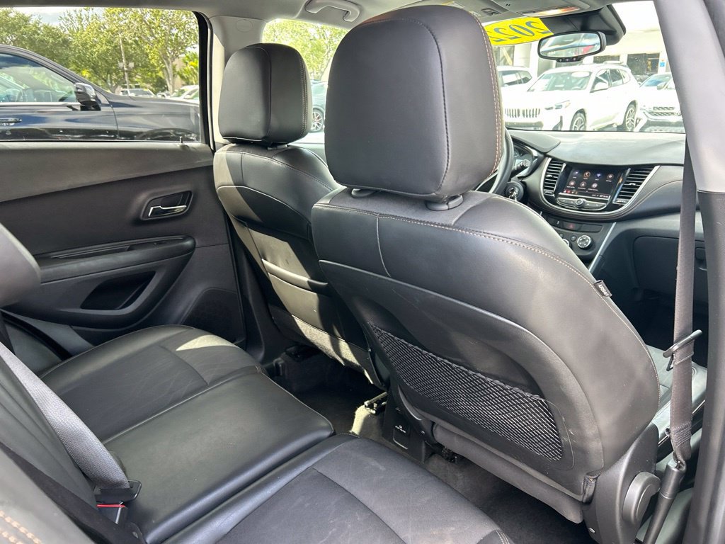 Used 2022 Chevrolet Trax LT AWD/4WD image 44