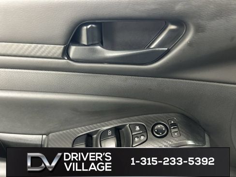 Used 2023 Nissan Altima 2.5 S FWD image 11