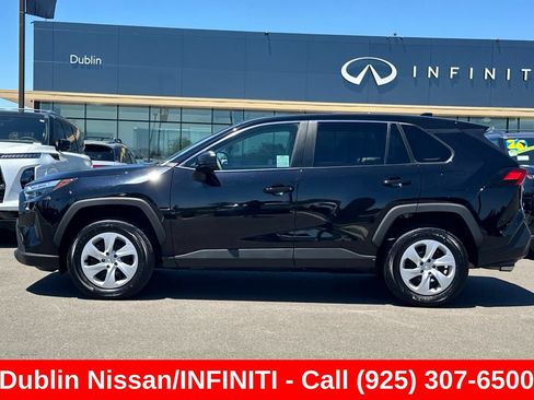 Used 2025 Toyota RAV4 LE AWD/4WD image 7