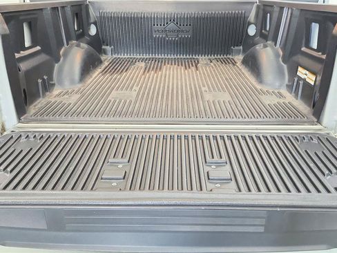 Used 2023 Ford F150 XLT AWD/4WD image 34